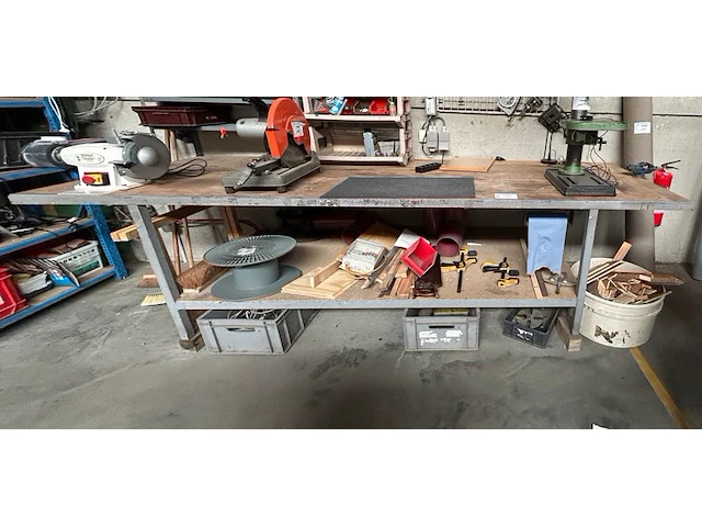 Werktafel - afbeelding 1 van  7