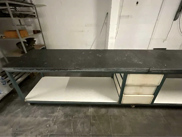 Werktafel - afbeelding 4 van  5