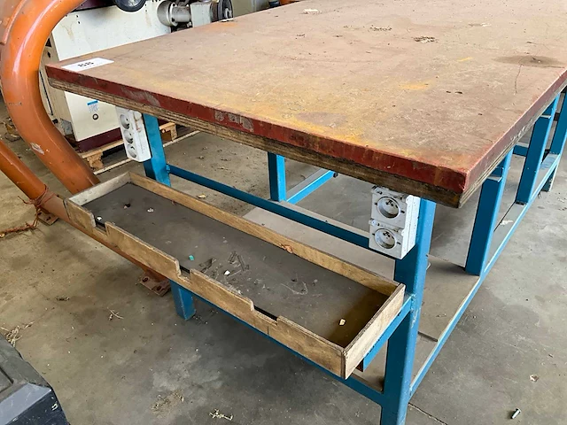 Werktafel - afbeelding 4 van  4
