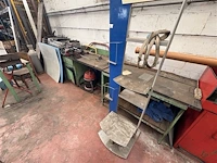 Werktafels met inhoud - afbeelding 1 van  17