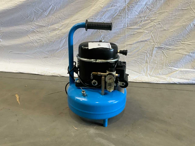 Werther - silair - air compressors - 2016 - afbeelding 1 van  5