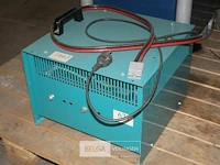 Wetrok schrobzuigmachine met lader - afbeelding 7 van  9