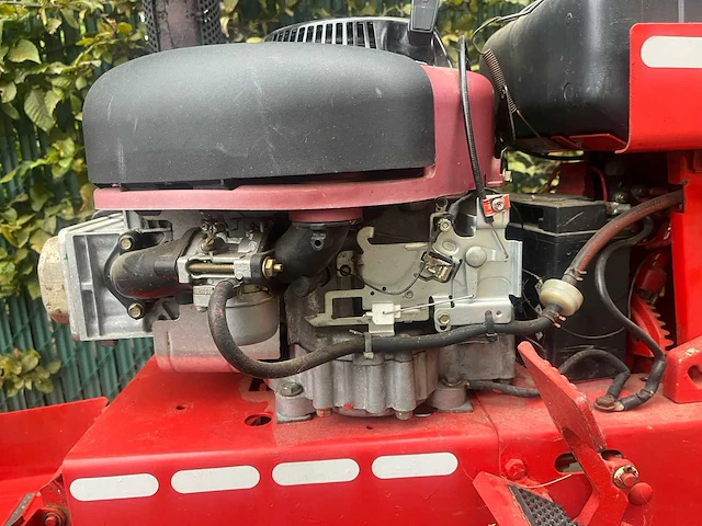 Wheel horse zitmaaier - afbeelding 7 van  9