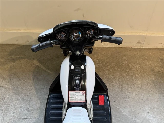 Wheely politiemotor voor kinderen 6v - zwart - afbeelding 4 van  5