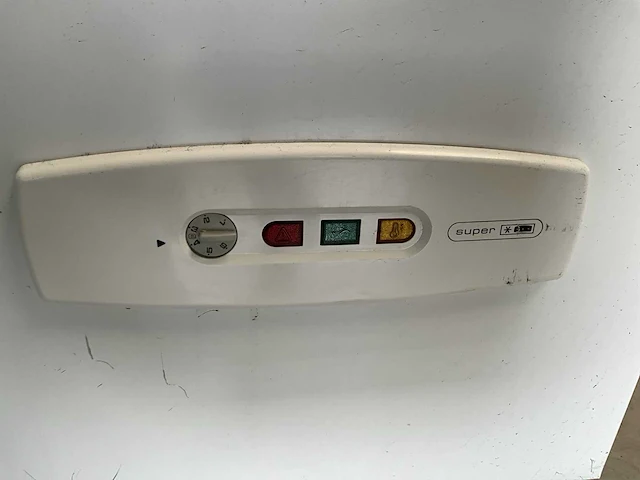 Whirlpool diepvriezer koffermodel 365 liter - afbeelding 8 van  10