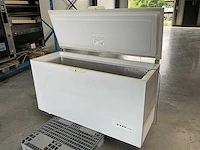 Whirlpool diepvriezer koffermodel 365liter