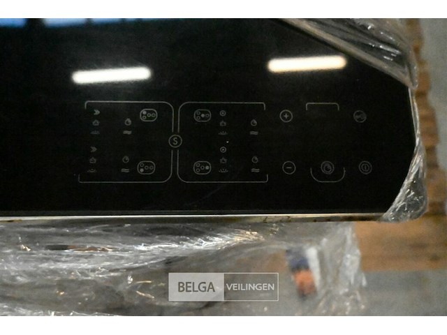 Whirlpool oven + schott ceran kookplaat - afbeelding 7 van  9