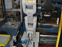 White small robot abb - afbeelding 2 van  4