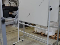 Whiteboard kantelbaar op wielen - afbeelding 1 van  1