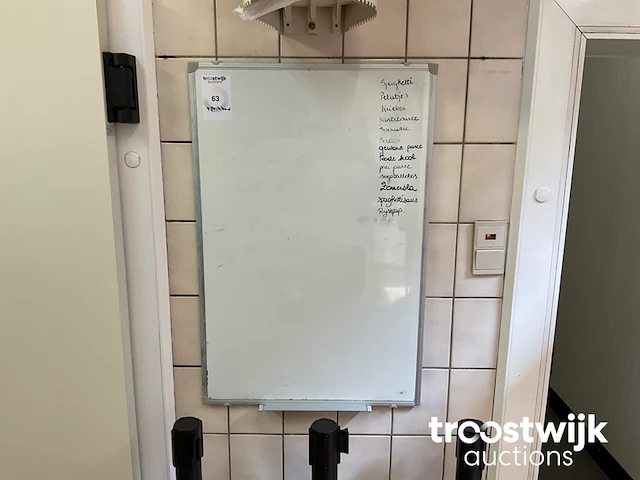 Whiteboard - afbeelding 1 van  2