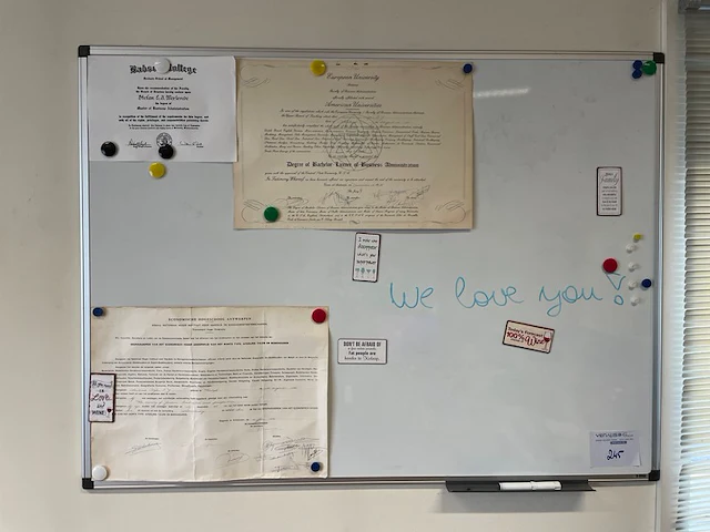 Whiteboard - afbeelding 1 van  3