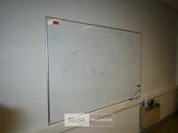 Whiteboard - afbeelding 1 van  3