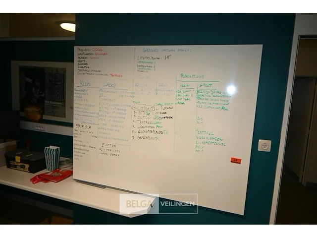 Whiteboard - afbeelding 2 van  4