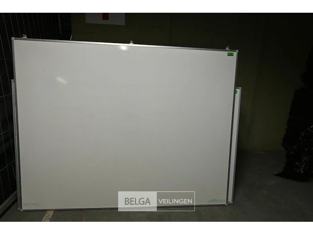 Whiteboard - afbeelding 1 van  1
