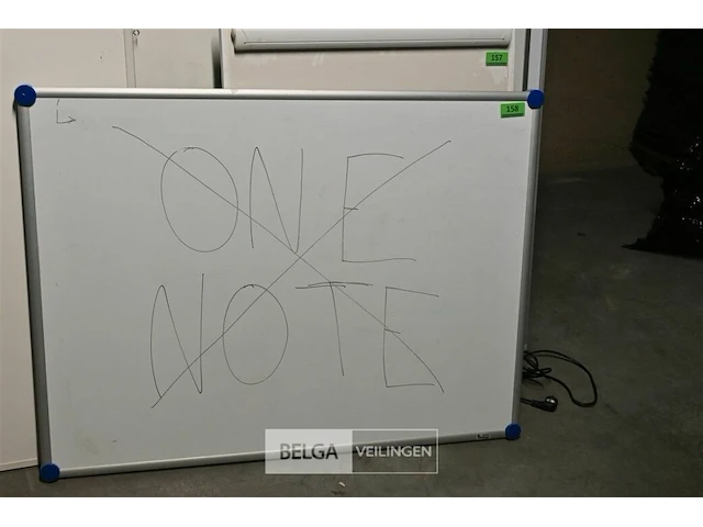 Whiteboard - afbeelding 1 van  1