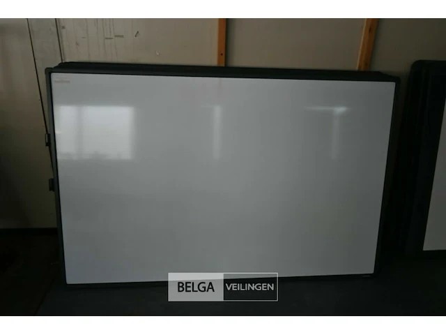 Whiteboard - afbeelding 1 van  1