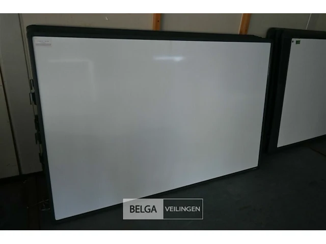 Whiteboard - afbeelding 1 van  1