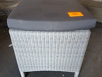 Wicker footrest diphano - afbeelding 1 van  3