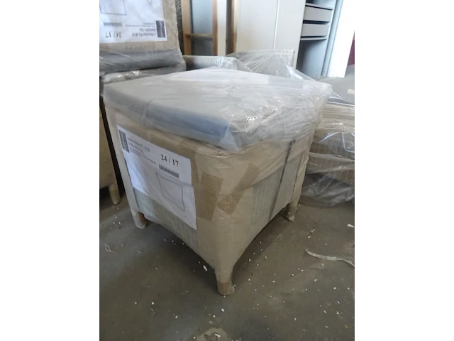 Wicker footrest diphano - afbeelding 7 van  8