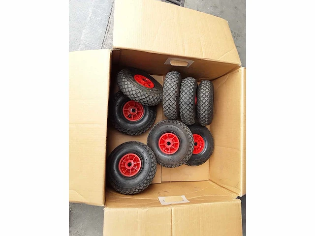 Wielen (8x) - afbeelding 1 van  1