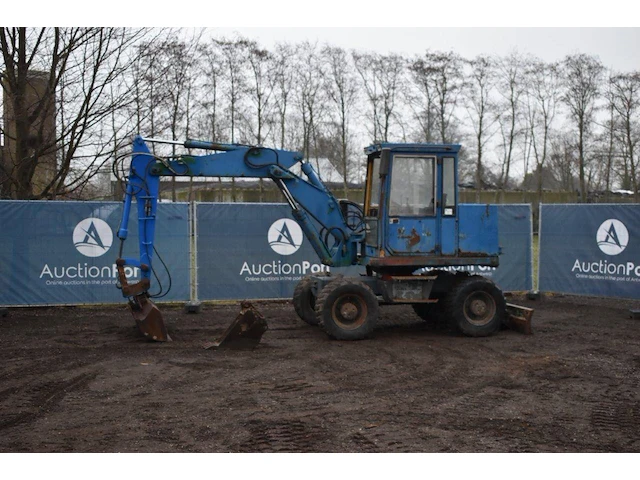 Wielgraafmachine diesel - afbeelding 1 van  1