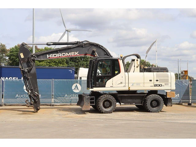 Wielgraafmachine hidromek hmk200w diesel 120.7kw 2015 - afbeelding 1 van  1