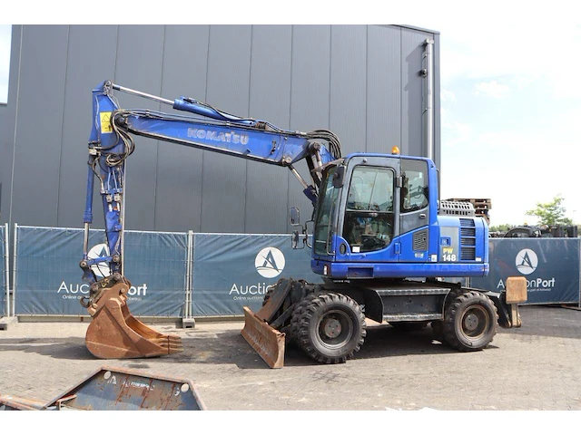 Wielgraafmachine komatsu pw148-8 diesel 2011 - afbeelding 1 van  1