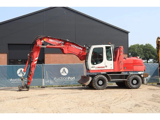 Wielgraafmachine liebherr a316 litronic diesel 2010 - afbeelding 1 van  1
