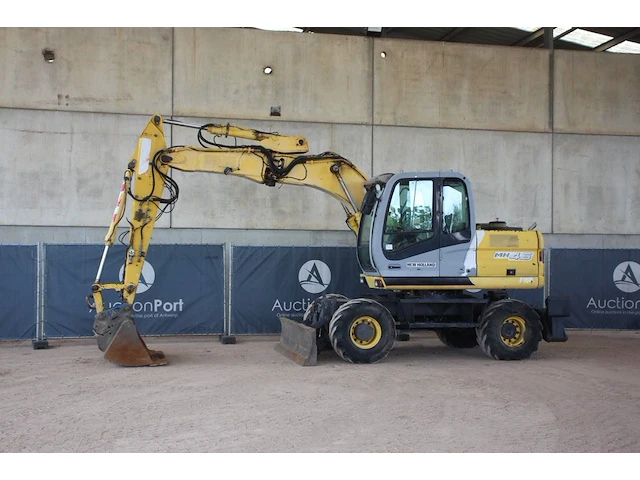 Wielgraafmachine new holland kobelco mh4.6 diesel 2005 - afbeelding 1 van  1