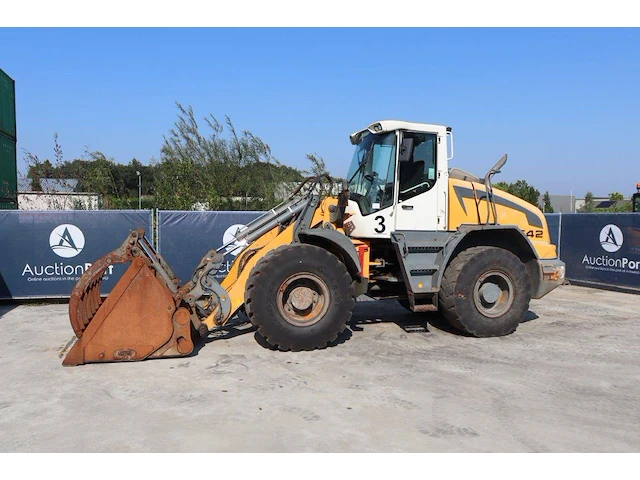 Wiellader liebherr l542 diesel 157pk 2015 - afbeelding 1 van  1