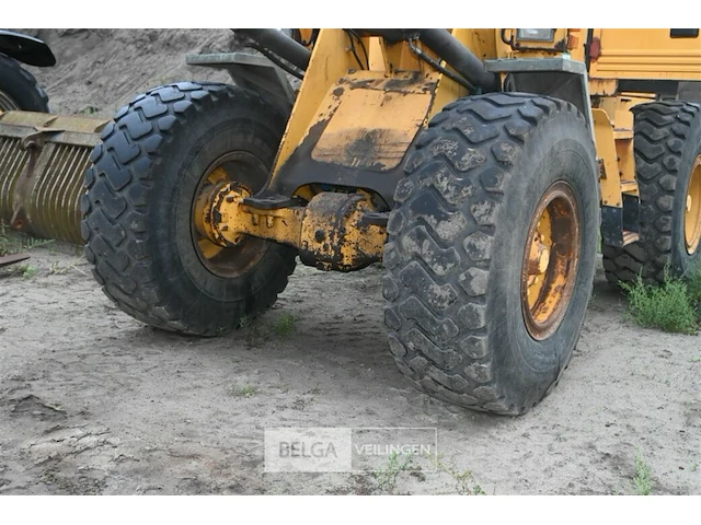 Wiellader volvo - afbeelding 19 van  24