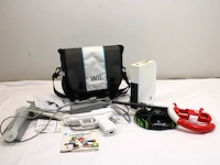 Wii met draagtas - afbeelding 1 van  6