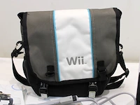 Wii met draagtas - afbeelding 5 van  6