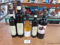Wijn, 5 stuks, 2 grote flessen bij (150cl) - afbeelding 1 van  4