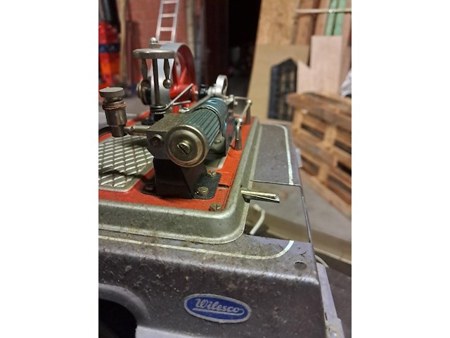 Wilesco dampmachine in metaal met originele doos - afbeelding 5 van  5