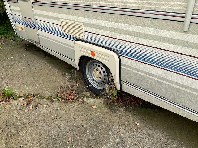 Wilk caravan - afbeelding 9 van  14