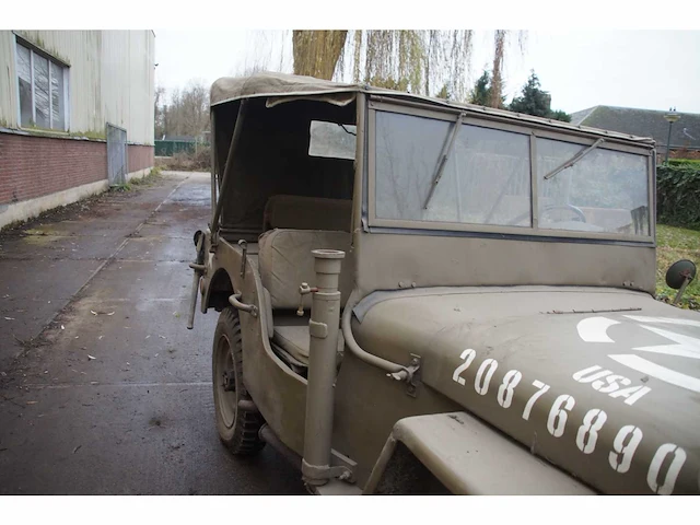 Willys - mb - legervoertuig - 1944 - afbeelding 11 van  12