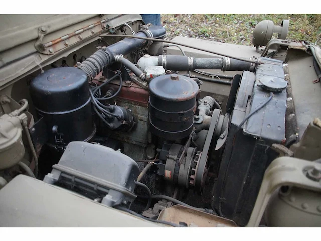 Willys - mb - legervoertuig - 1944 - afbeelding 12 van  12