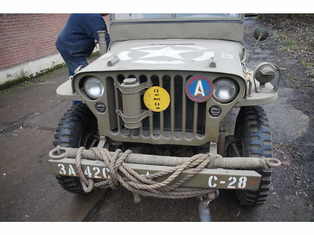 Willys - mb - legervoertuig - 1944 - afbeelding 2 van  12