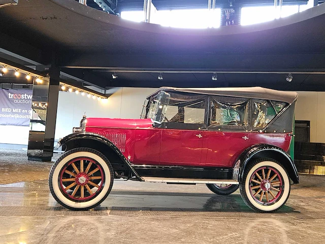 Willys-overland 96 tourer (rhd) - afbeelding 23 van  57