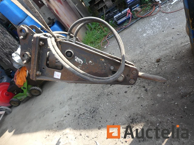 Wind rotsen montabert merk en onleesbare model - afbeelding 2 van  7