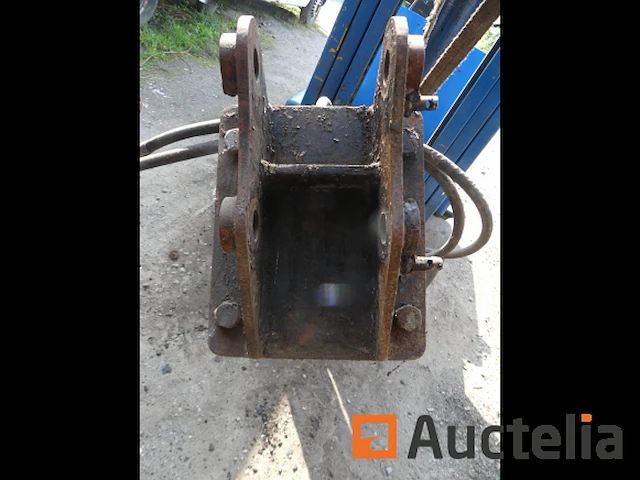 Wind rotsen montabert merk en onleesbare model - afbeelding 6 van  7