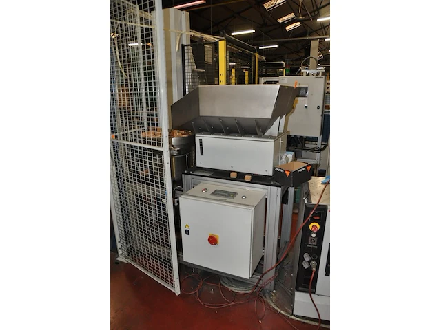 Windshield volvo finishing - afbeelding 10 van  19