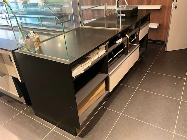 Winkel toonbank - afbeelding 1 van  9
