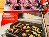 Winkelkar incl. inhoud bbq accesoires weber - afbeelding 1 van  4