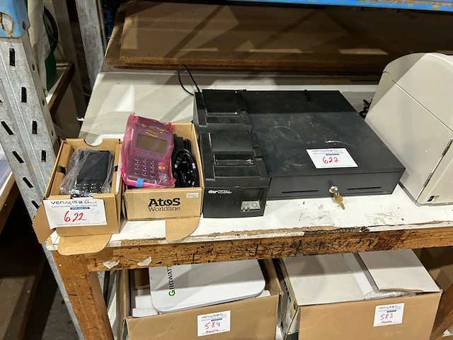 Winkelmateriaal - afbeelding 1 van  4