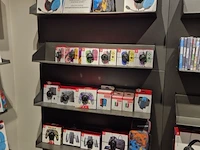 Winkelvoorraad en inrichting game mania antwerpen - afbeelding 4 van  513