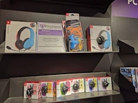 Winkelvoorraad en inrichting game mania antwerpen - afbeelding 5 van  513