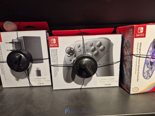 Winkelvoorraad en inrichting game mania antwerpen - afbeelding 8 van  513