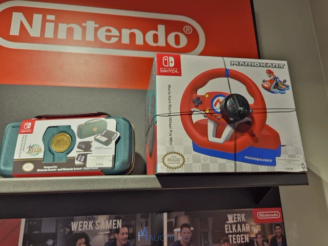 Winkelvoorraad en inrichting game mania antwerpen - afbeelding 14 van  513